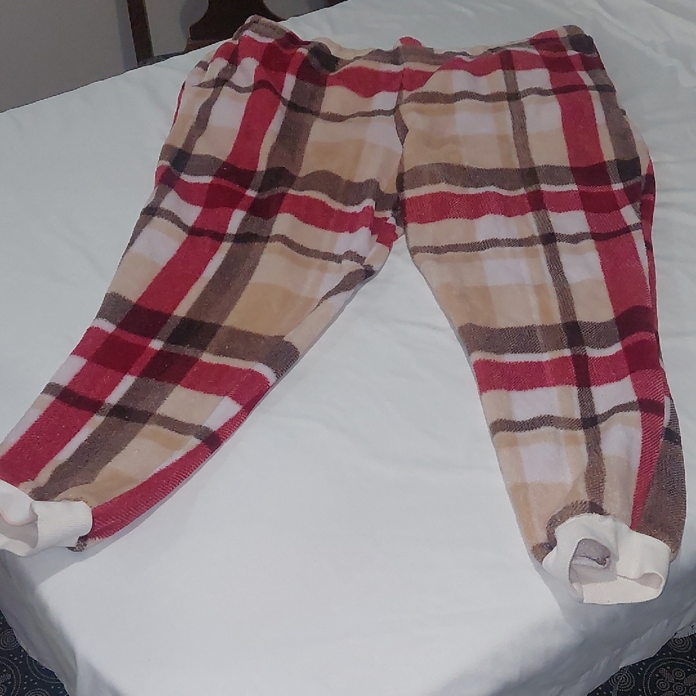 Joyspun Plaid Lounge Pants.Size 2X .last 2 Photos Show Flaws .